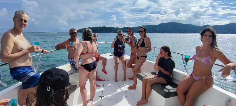 Curieuse Guided Tour, St Pierre, BBQ & 2 Snorkel Stops - The Takamaka rum sundowner: the easy ending on the water