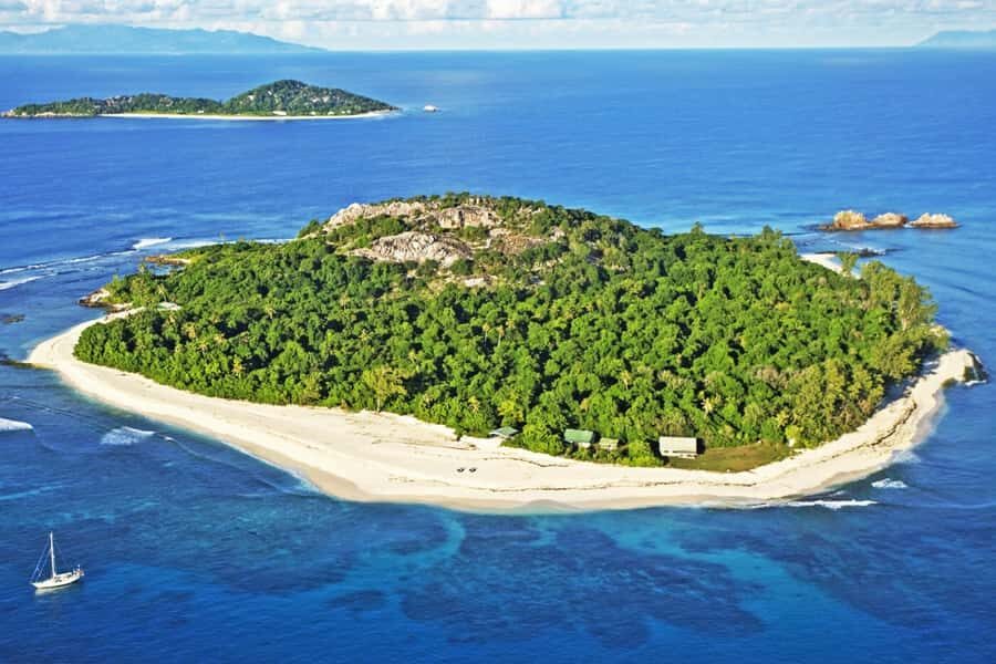 From Praslin: Cousin, Curieuse & St Pierre Islands Day Tour - Cousin Island Nature Reserve: birds, mangroves, and the work of a warden