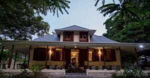 Mahé: Private Customizable Full-Day Tour with Hotel Pickup - Hotel Pickup and the Comfort Factor on Narrow Roads