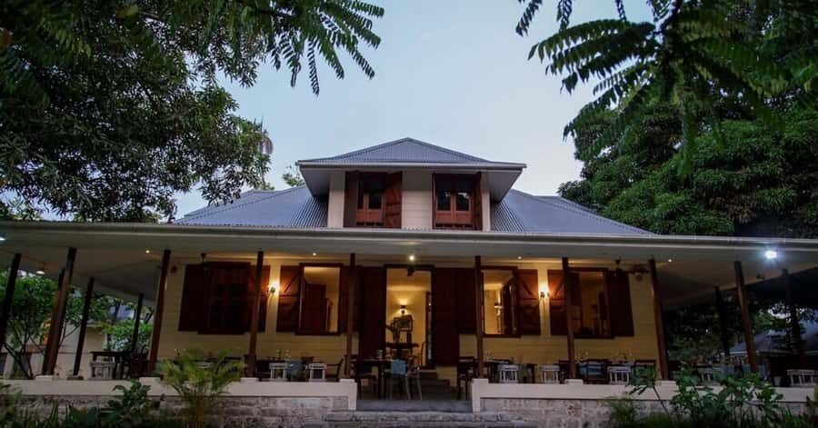 Mahé: Private Customizable Full-Day Tour with Hotel Pickup - Hotel Pickup and the Comfort Factor on Narrow Roads