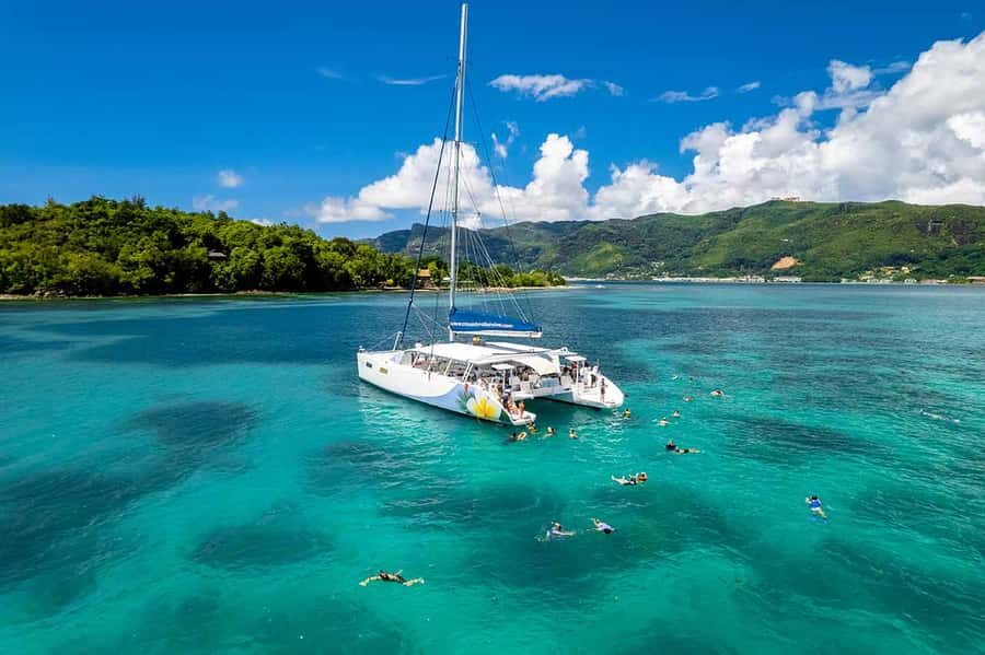 Mahé: Saint-Anne Marine Park and Moyenne Island Cruise - The catamaran day: comfort, pacing, and what to do on deck