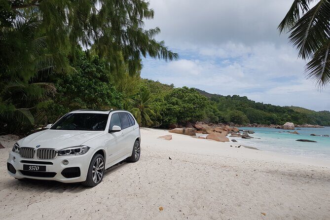 Taxi Services & Transfers on Praslin Island - Finding your driver at Praslin Island Airport (without the guessing game)