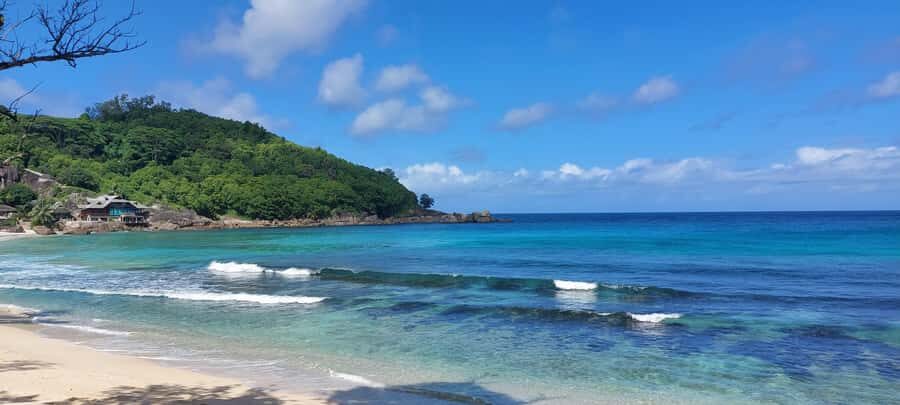 Tour Mahe Seychelles your way. Victoria national park beache - Starting with Victoria: market, clock tower, temple, cathedral